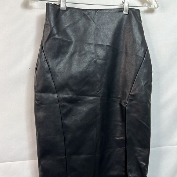 Super down black vegan leather skirt size small - Picture 1 of 11
